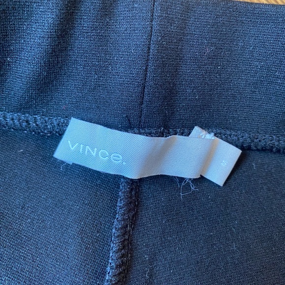 Vince The Stretchy Legging - Picture 7 of 9
